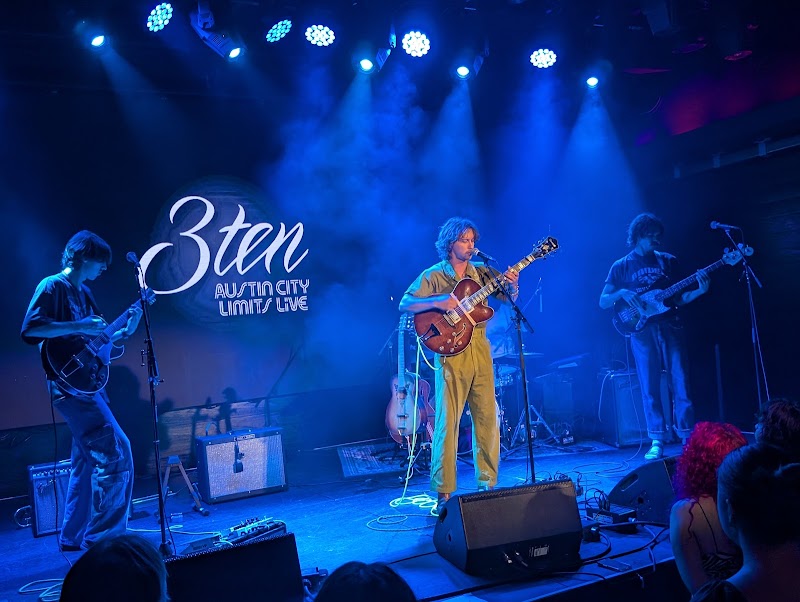 The Rock and Roll Playhouse Plays the Music of Taylor Swift at 3TEN